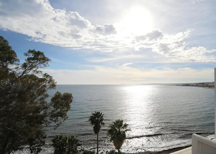 Apartment Jacaranda - Big Terrace & Swimming Pool Estepona