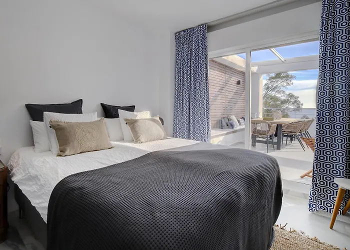 Apartment Jacaranda - Big Terrace & Swimming Pool