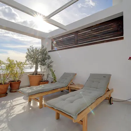 דירה Jacaranda - Big Terrace & Swimming Pool