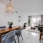 Jacaranda - Big Terrace & Swimming Pool Estepona