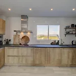 Jacaranda - Big Terrace & Swimming Pool Apartment *